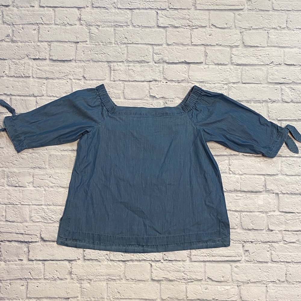 LOFT Chambray Off the Shoulder Top Size Medium